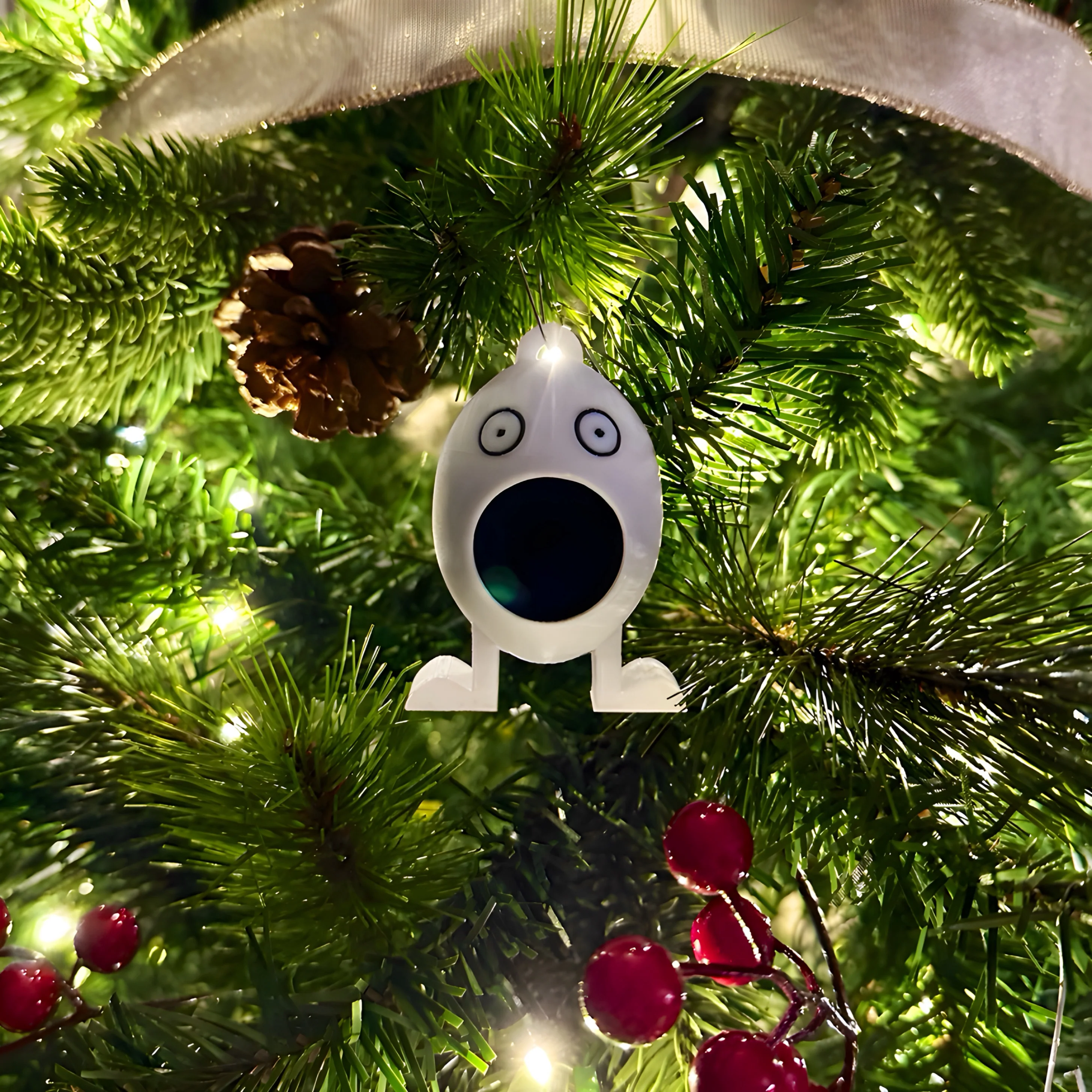 Feed Eggs Egg Ornament - Image 8