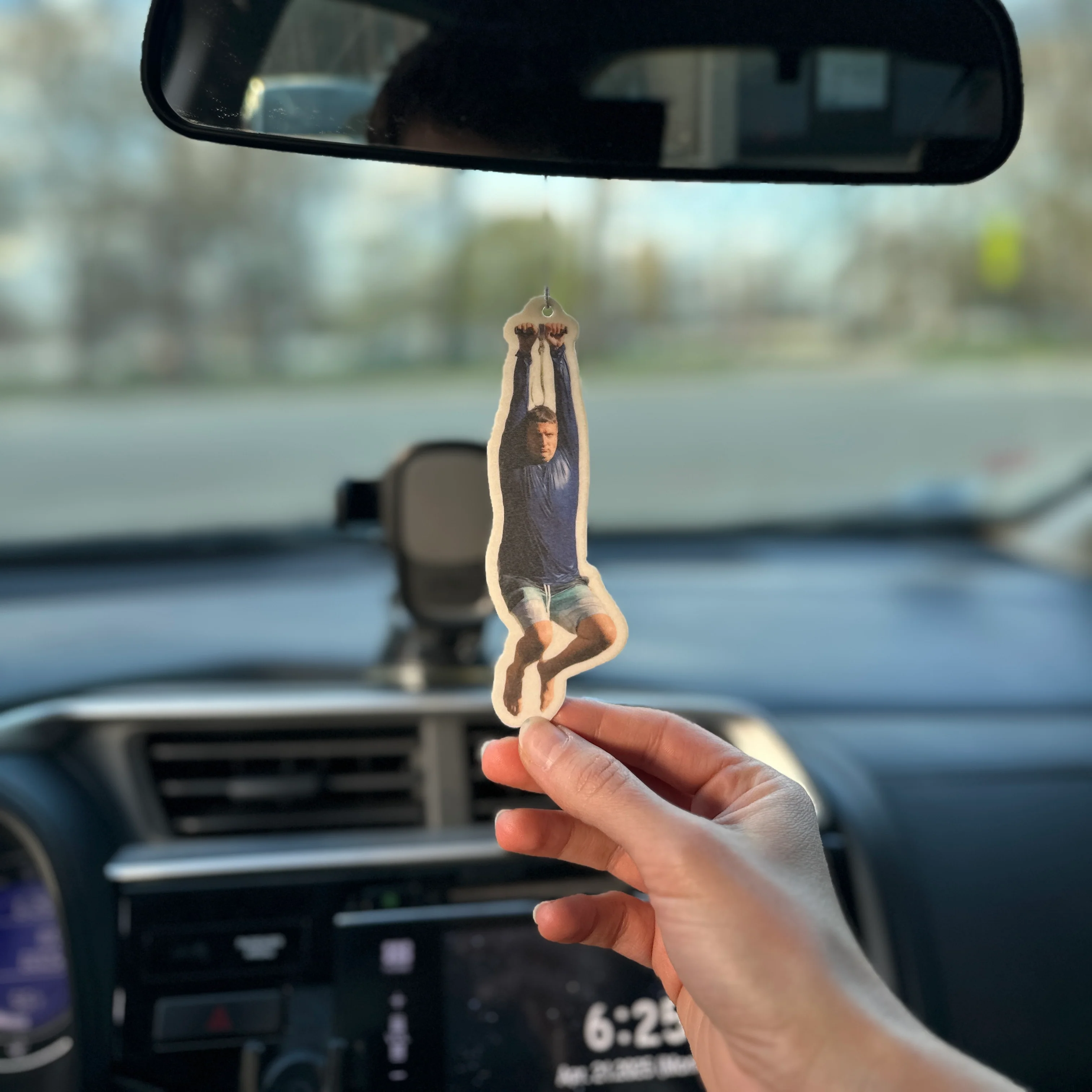Zipline Ronnie Air Freshener - Image 9