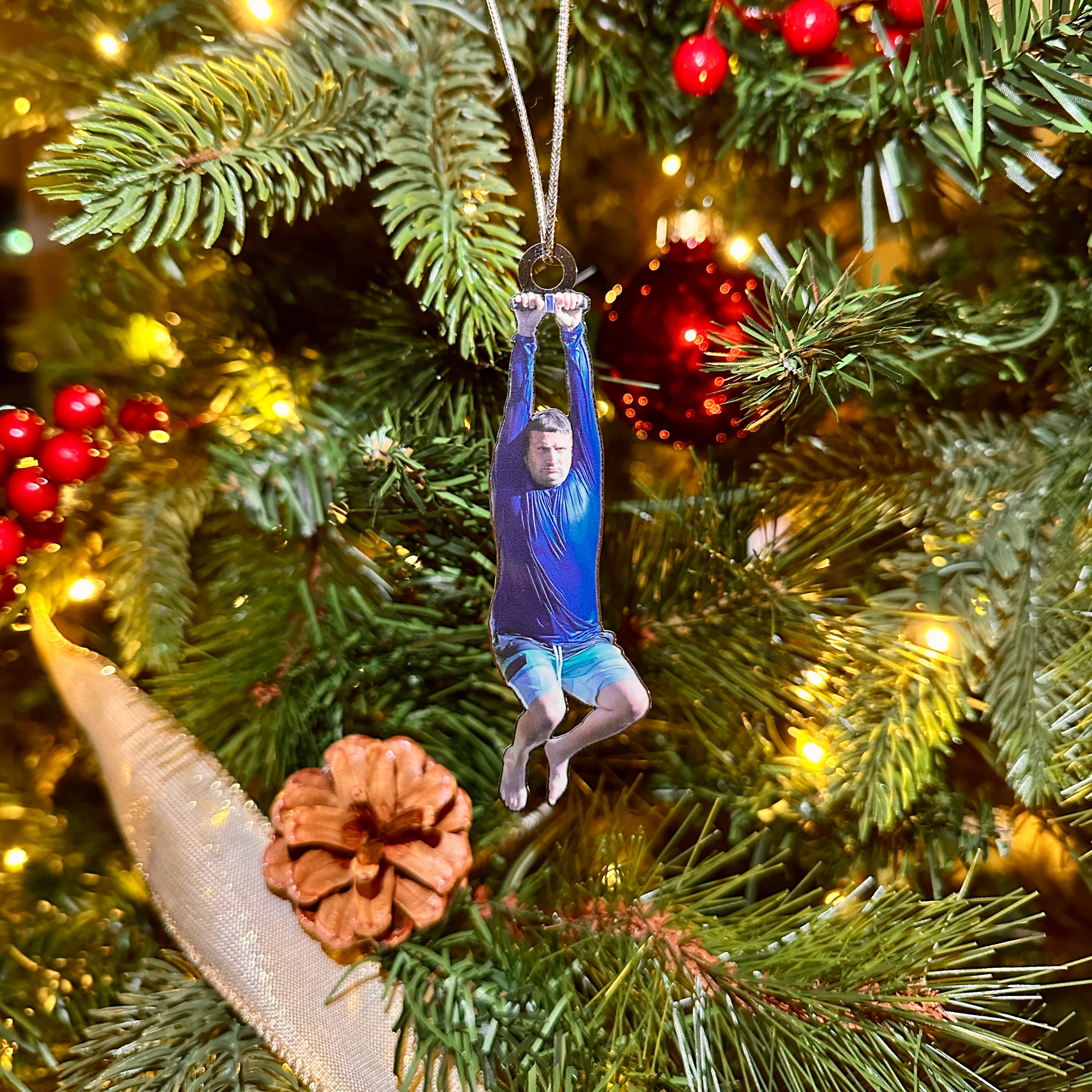 Zipline Ronnie Metal Hanger - Image 10